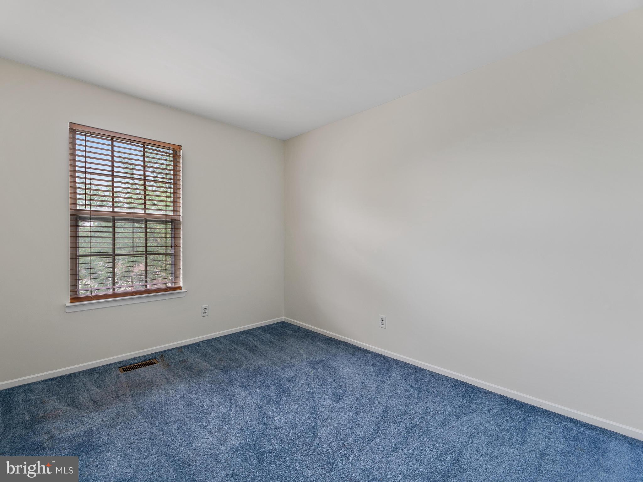 2039 Putnam Road Halethorpe, MD 21227 - Photo 21 of 32 Or upper level in-home office