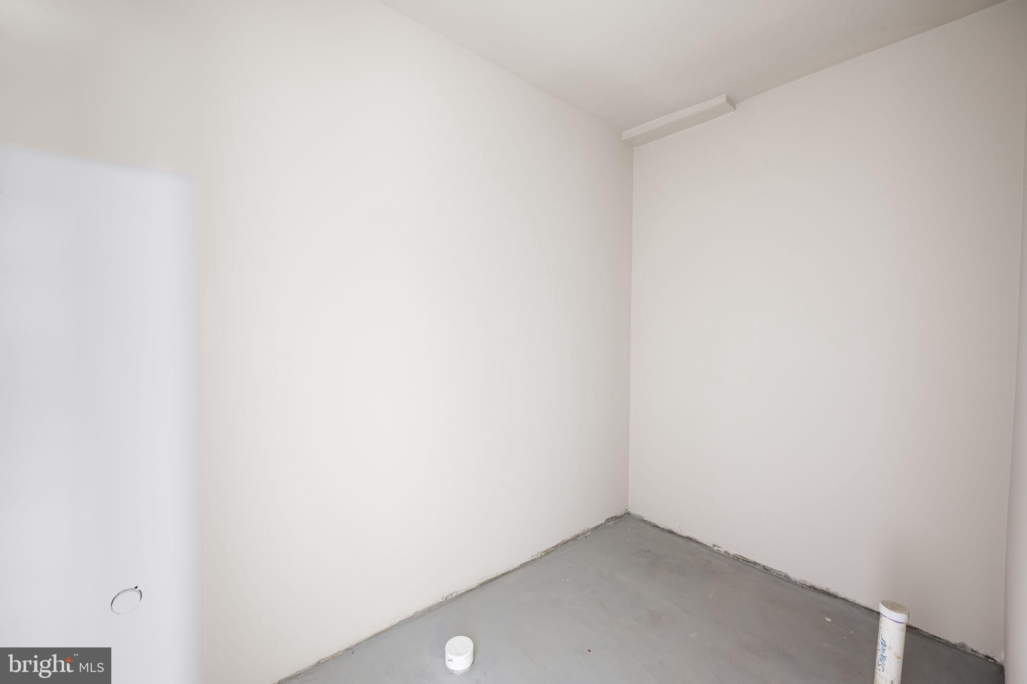 815 East 33rd Street Baltimore, MD 21218 - Photo 39 of 41 a view of small space