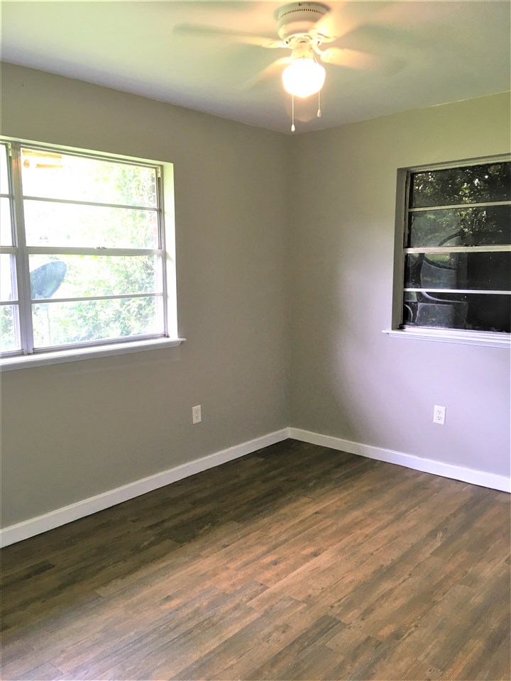 107 West Hickory Street Bay Minette, AL 36507 - Photo 9 of 14
