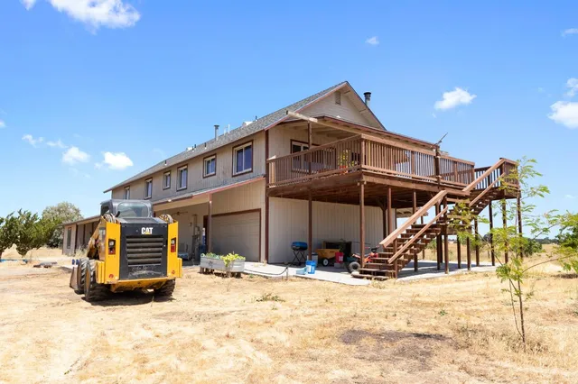 $674,900 | 25363 Run Way, Raymond, CA 93653