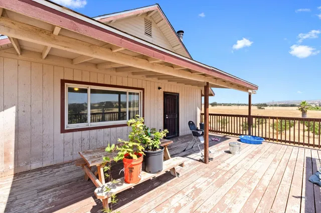 $674,900 | 25363 Run Way, Raymond, CA 93653