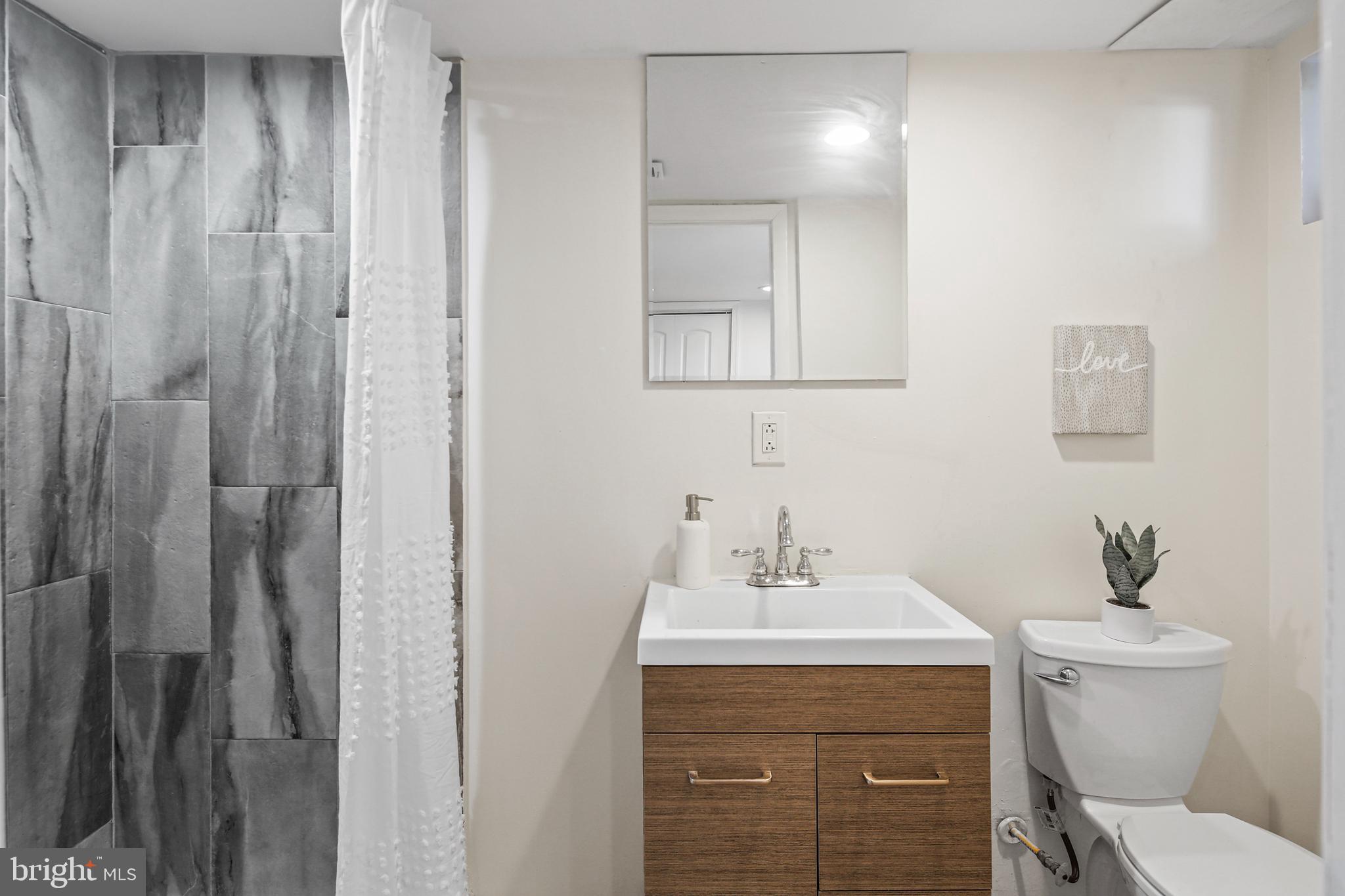 5817 Falkirk Road Baltimore, MD 21239 - Photo 26 of 30