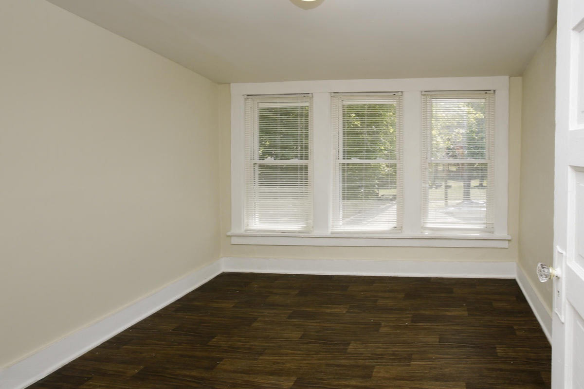 818 East Street Three Rivers, MI 49093 - Photo 17 of 25 818 east -117