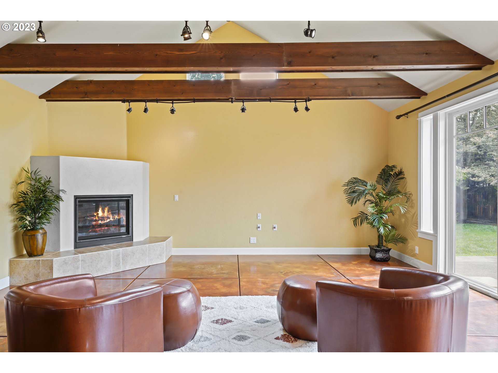 2983 Grand Cayman Drive Eugene, OR 97408 - Photo 23 of 43 a view of a living room and a fireplace