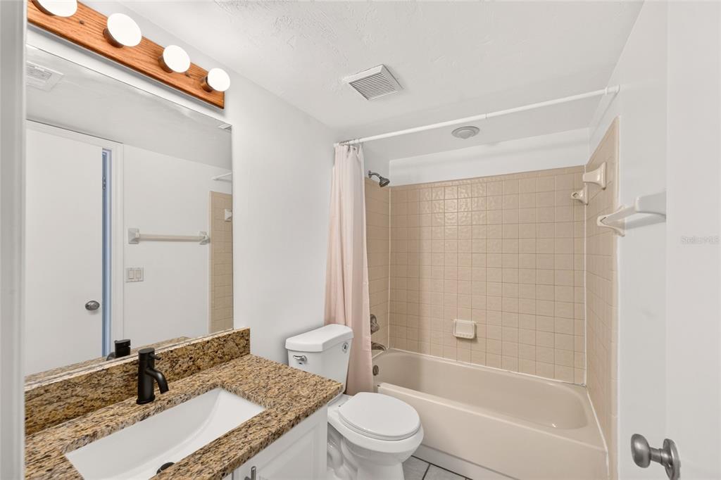 5606 Southwest 8th Place Gainesville, FL 32607 - Photo 12 of 33 Gallery Image 12