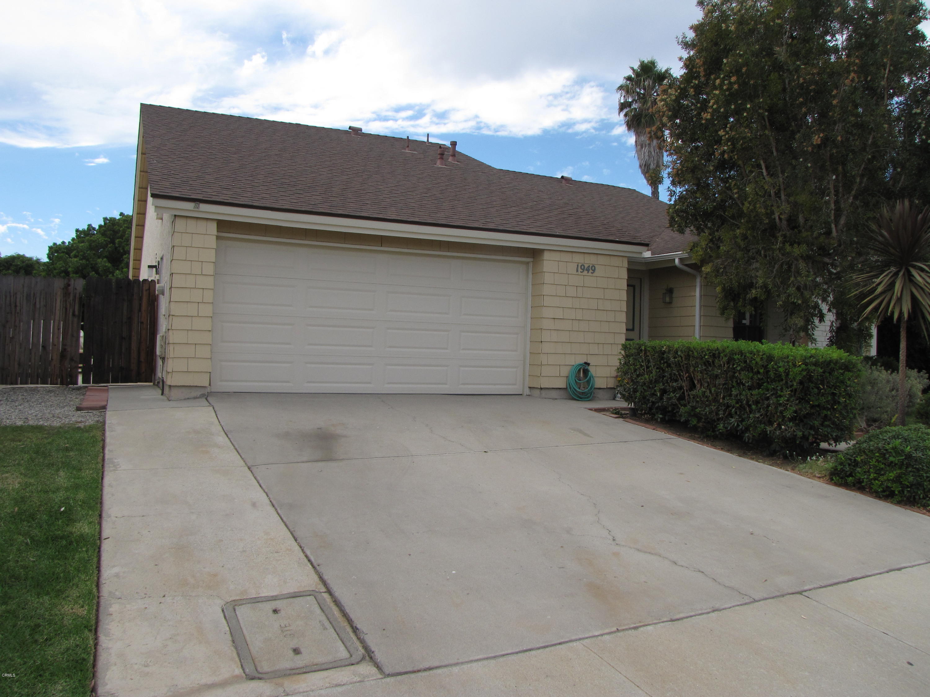 1949 El Rancho Drive Camarillo, CA 93010 - Photo 3 of 44 Driveway RV Parking