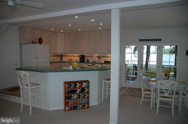 8562 Bozman Neavitt Road St. Michaels, MD 21663 - Photo 11 of 26 Kitchen