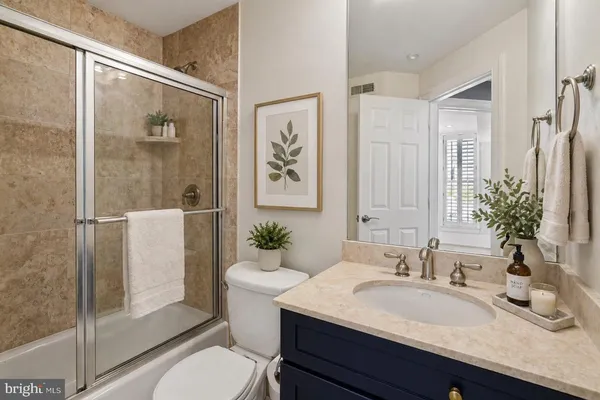 $7,995 | 1343 Q Street Northwest, Unit B, Washington, DC 20009