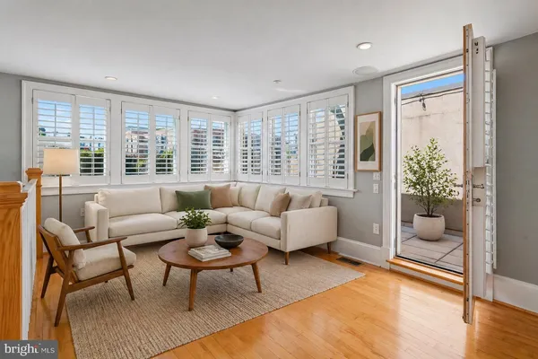 $7,995 | 1343 Q Street Northwest, Unit B, Washington, DC 20009