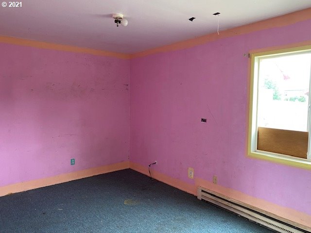 416 Willow Street Myrtle Point, OR 97458 - Photo 11 of 22 Gallery Image 11
