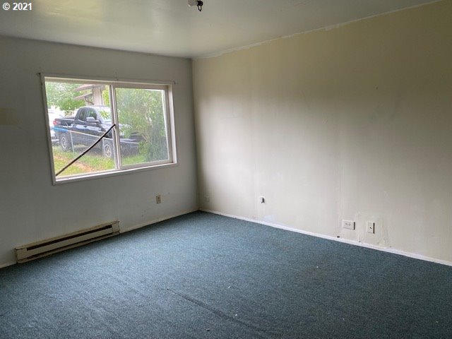 416 Willow Street Myrtle Point, OR 97458 - Photo 12 of 22 Gallery Image 12