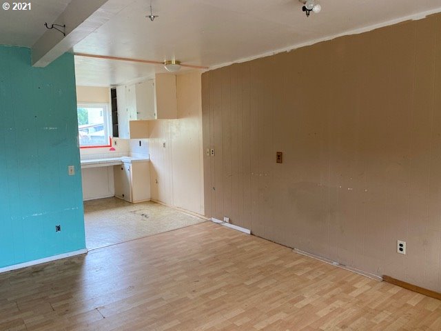 416 Willow Street Myrtle Point, OR 97458 - Photo 7 of 22 Gallery Image 7