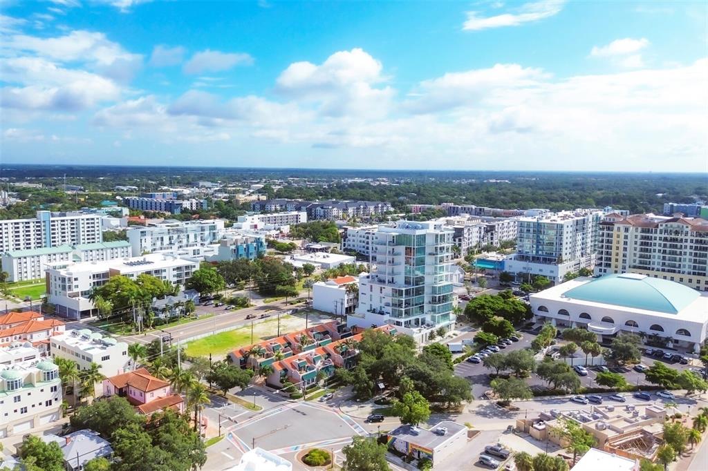 200 Cocoanut Avenue, Unit 7 Sarasota, FL 34236 - Photo 62 of 63 a view of a city