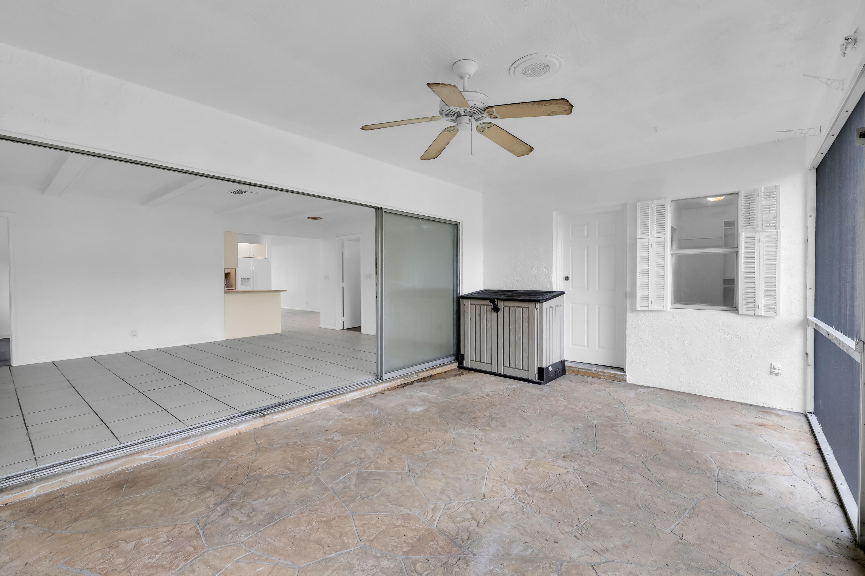 685 Ipswich Street Boca Raton, FL 33487 - Photo 20 of 46 681 Ipswich St - 24