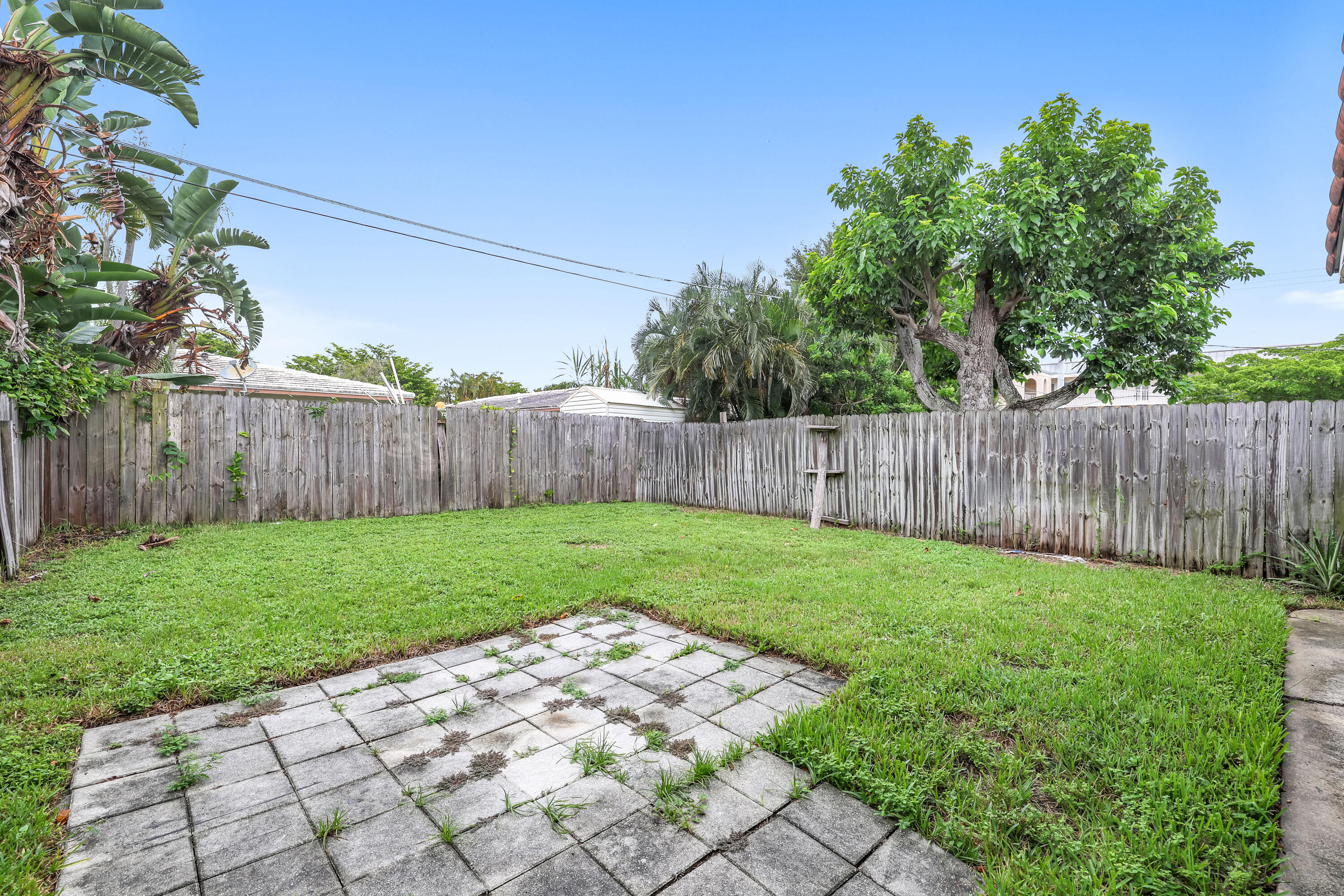 685 Ipswich Street Boca Raton, FL 33487 - Photo 22 of 46 681 Ipswich St - 26