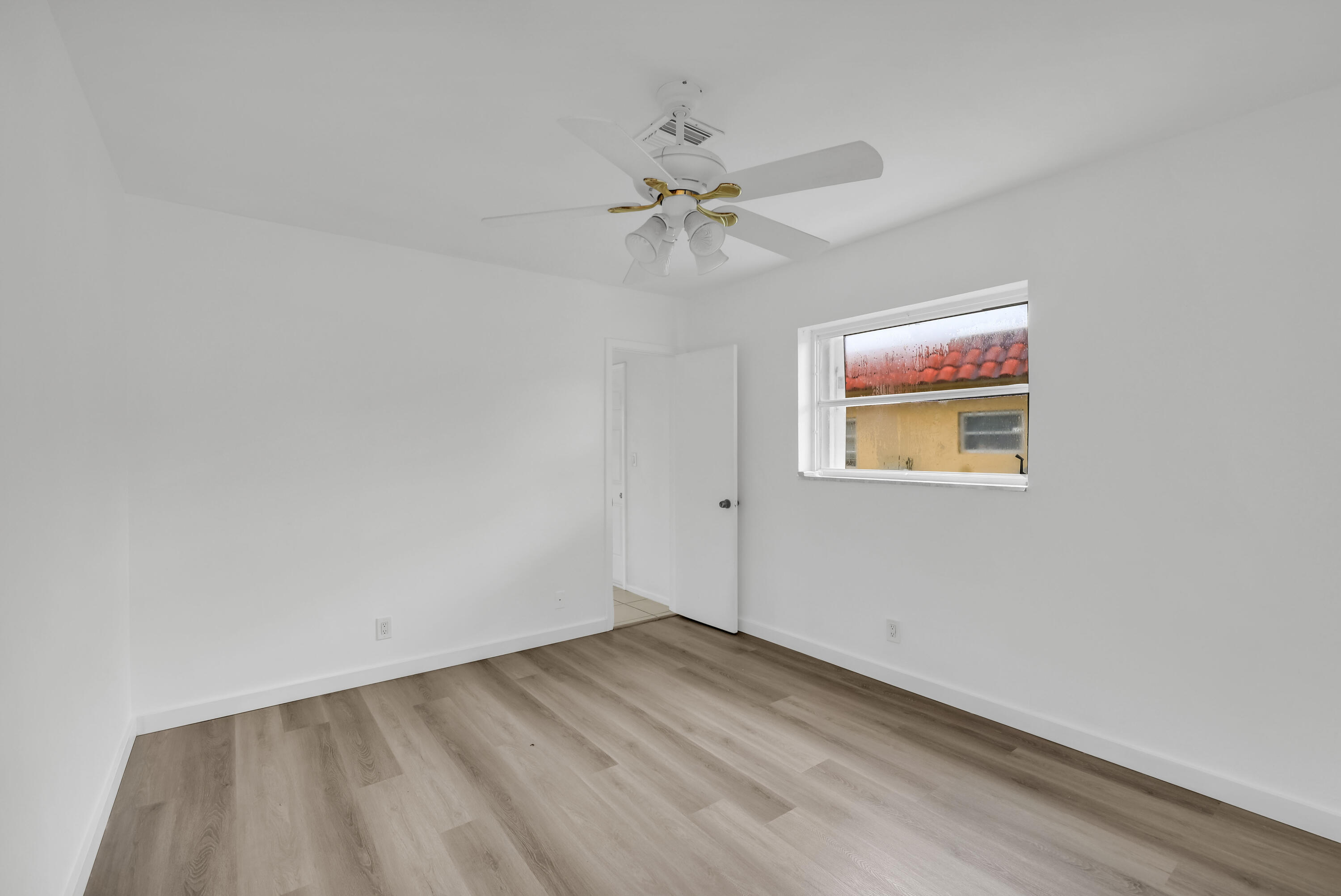 685 Ipswich Street Boca Raton, FL 33487 - Photo 32 of 46 681 Ipswich St - 36