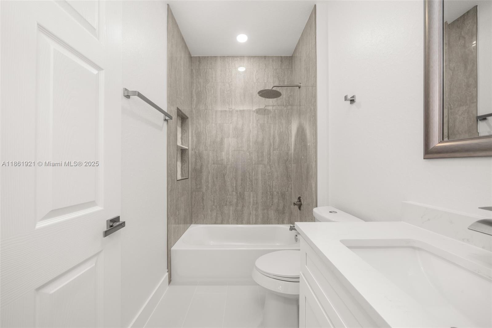 1457 Mitchell Drive Sebring, FL 33872 - Photo 25 of 48