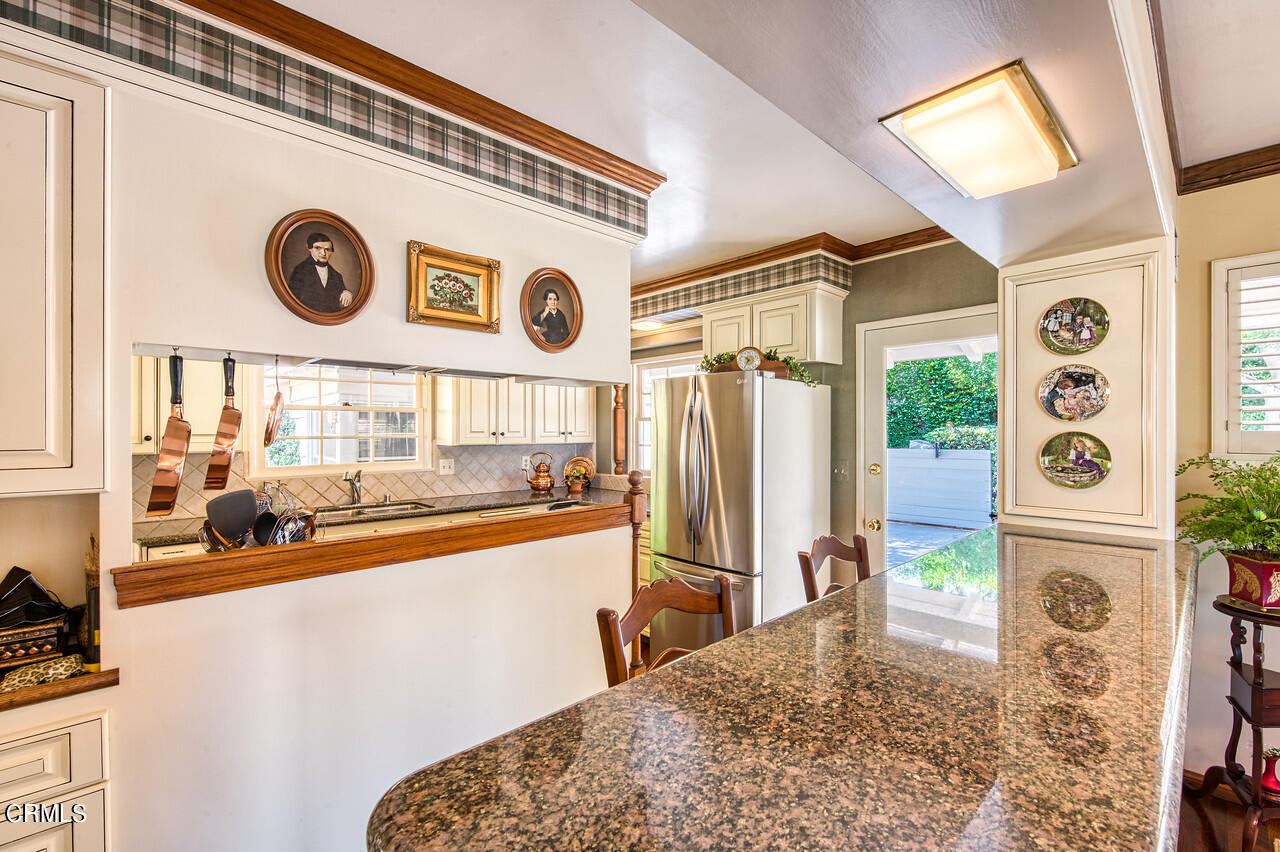 3320 Calvert Road Pasadena, CA 91107 - Photo 12 of 27 a very nice looking room with a large window