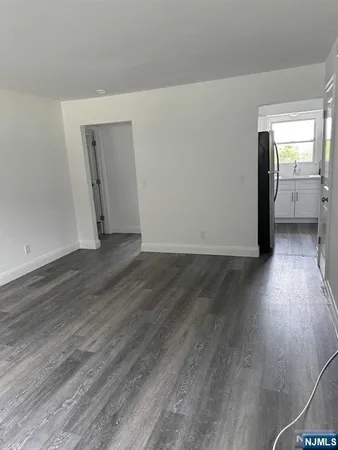$1,950 | 570 Fairview Avenue, Unit 14, Fairview, NJ 07022