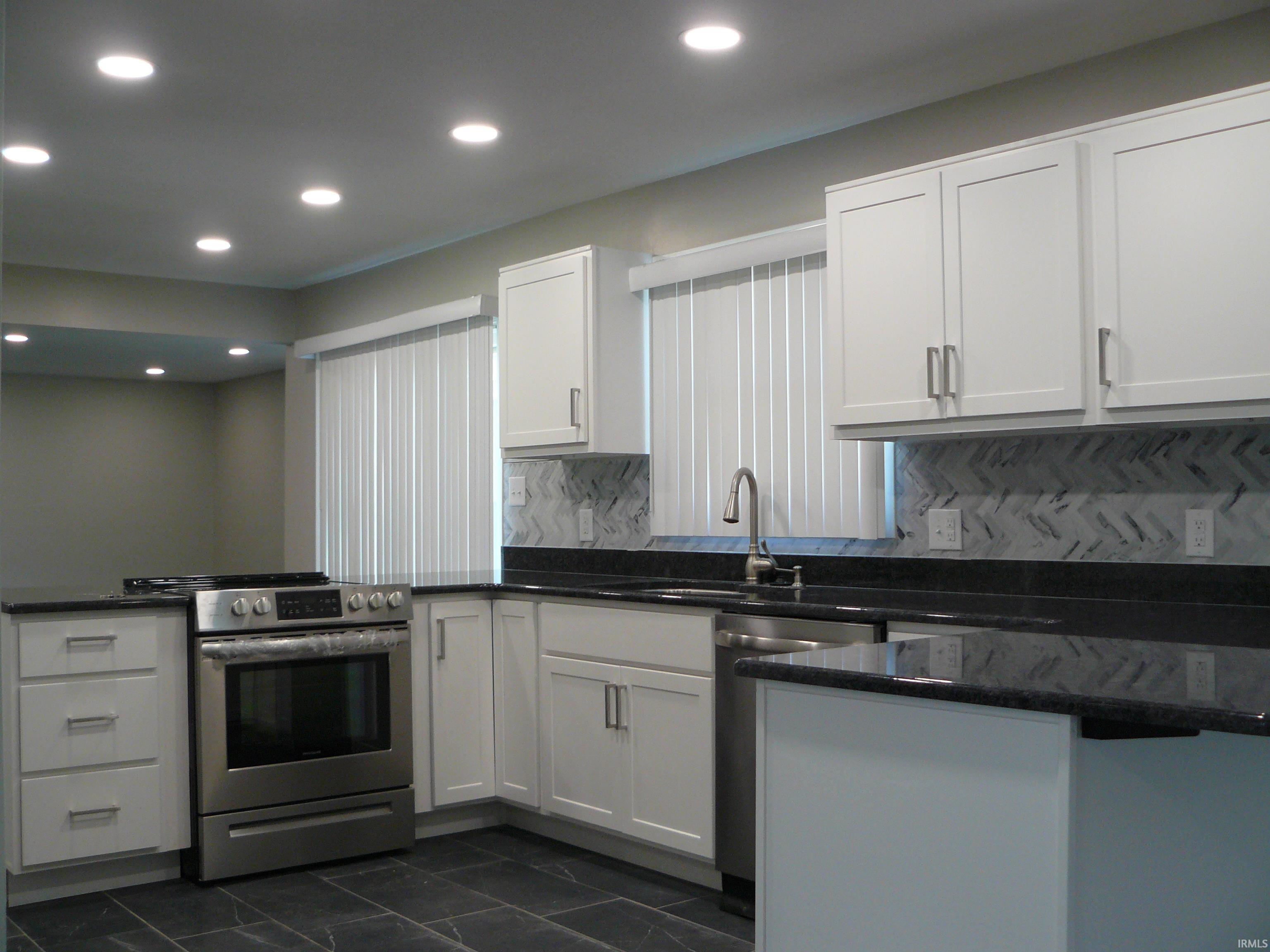 3728 North Washington Road Fort Wayne, IN 46802 - Photo 7 of 25