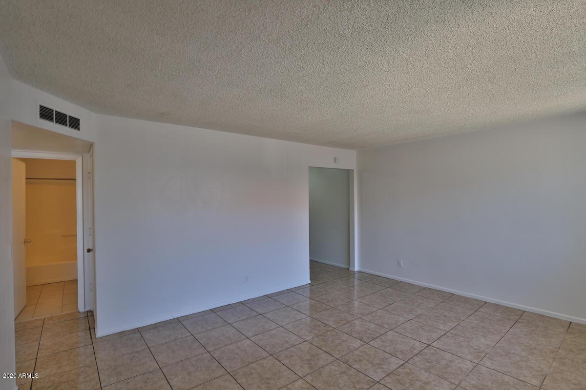859 West Ray Road, Unit 1 Chandler, AZ 85225 - Photo 3 of 7 Photo #3