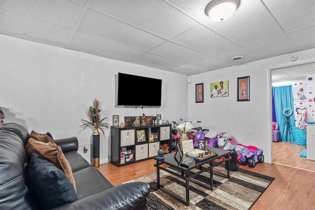 709-713 Freeport Road Creighton, PA 15030 - Photo 12 of 25 Gallery Image 12