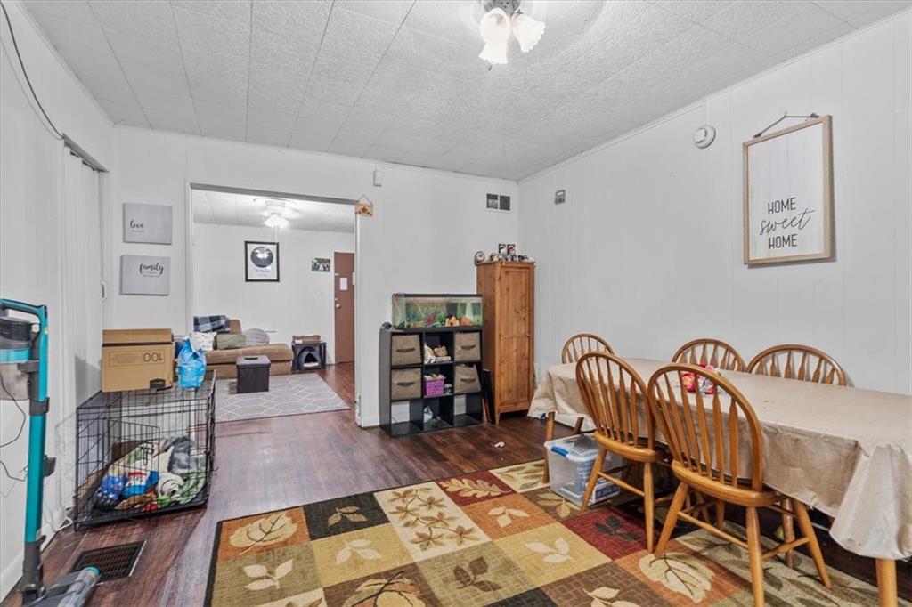 709-713 Freeport Road Creighton, PA 15030 - Photo 23 of 25 Gallery Image 23