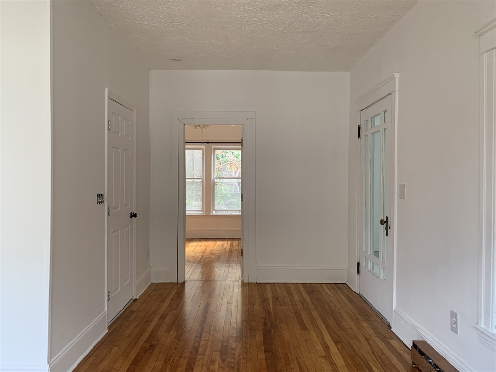 314 Plantation Street Worcester, MA 01604 - Photo 13 of 30