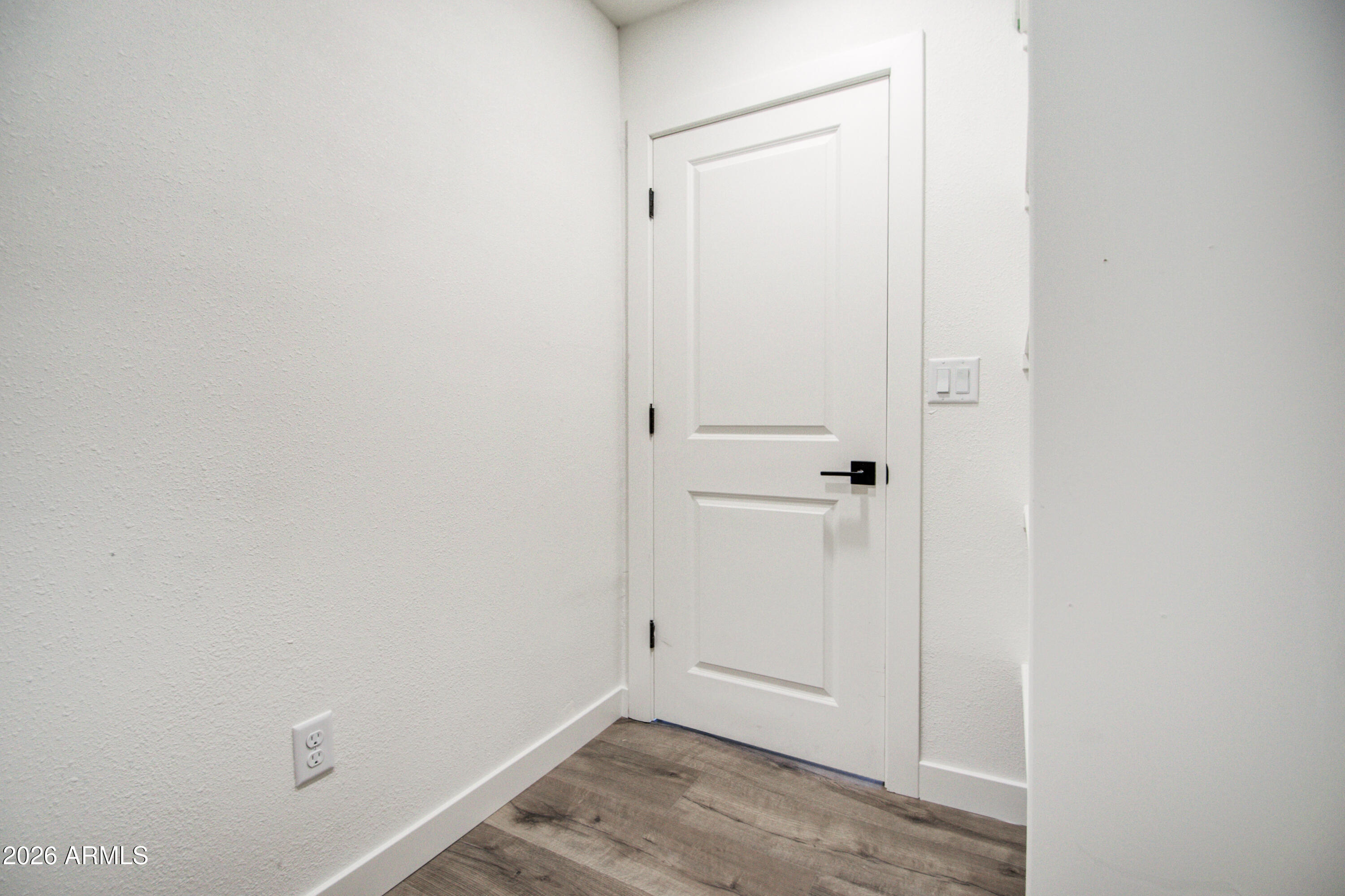 1203 West Elna Rae Street Tempe, AZ 85281 - Photo 22 of 34 a view of small space