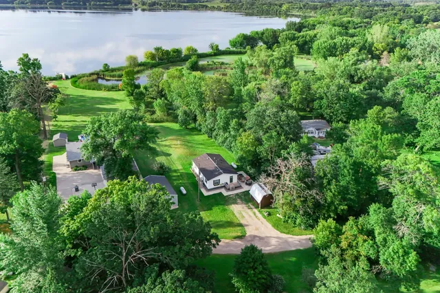 $259,900 | 8752 51st Street Northwest, Annandale, MN 55302