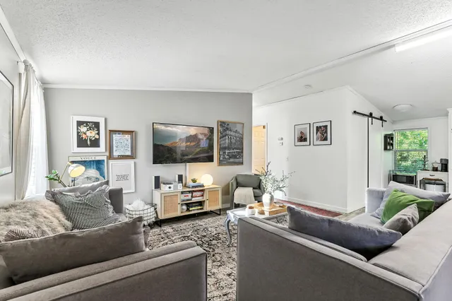 $259,900 | 8752 51st Street Northwest, Annandale, MN 55302