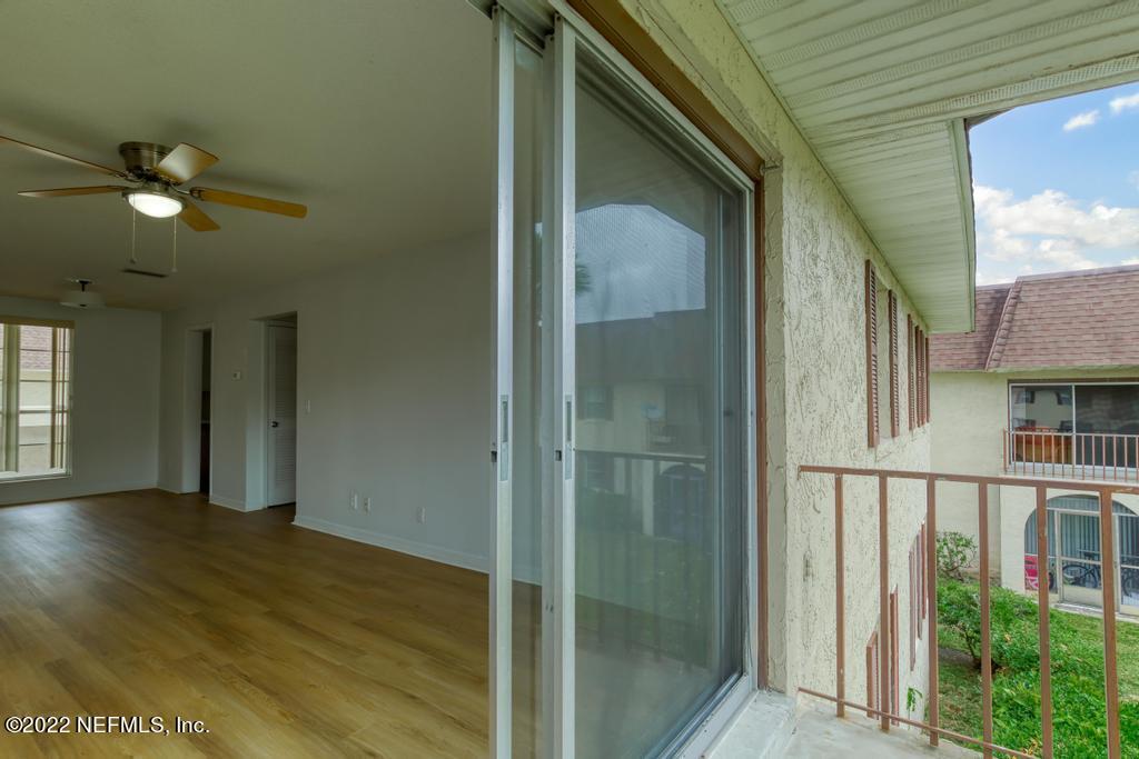 1647 El Camino Road, Unit 5 Jacksonville, FL 32216 - Photo 32 of 44 a view of entryway
