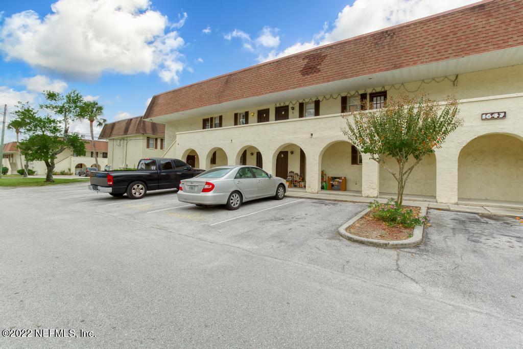 1647 El Camino Road, Unit 5 Jacksonville, FL 32216 - Photo 4 of 44 a car parked in front of a building
