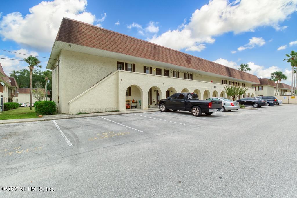 1647 El Camino Road, Unit 5 Jacksonville, FL 32216 - Photo 44 of 44 a view of a building with car parked