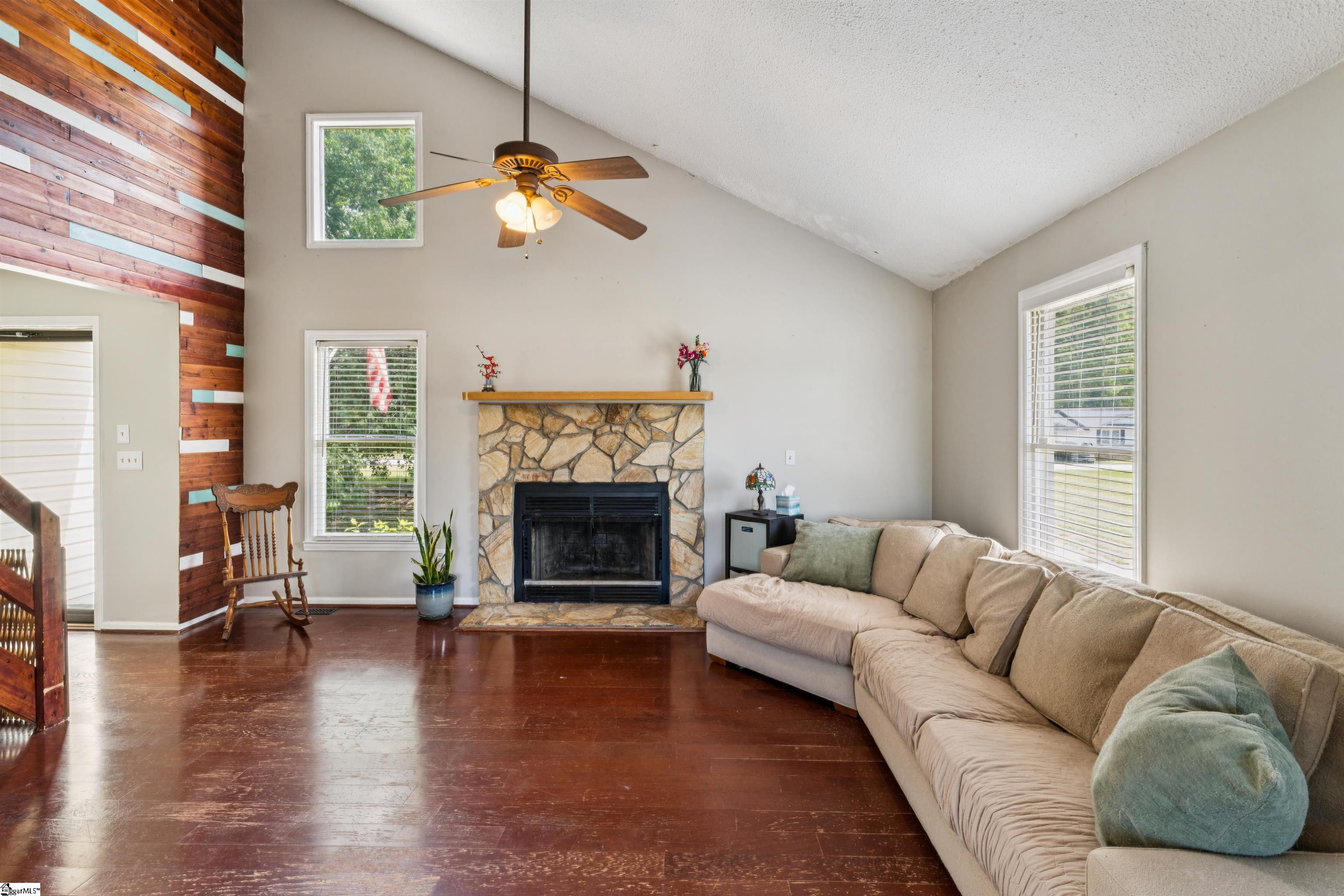713 Jameson Road Easley, SC 29640 - Photo 5 of 41