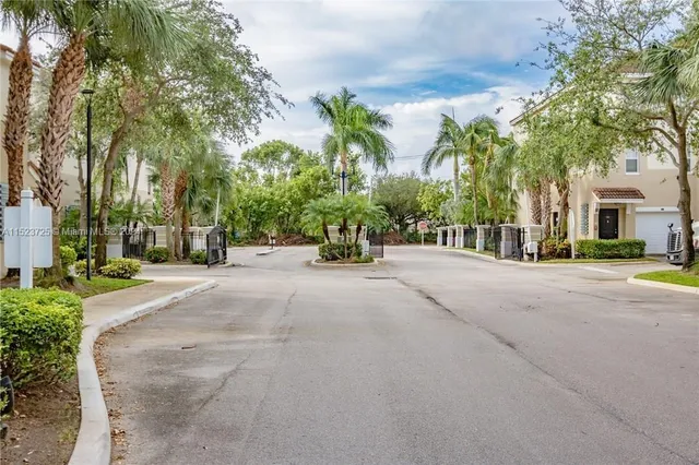$255,000 | 5860 West Sample Road, Unit 104, Coral Springs, FL 33067