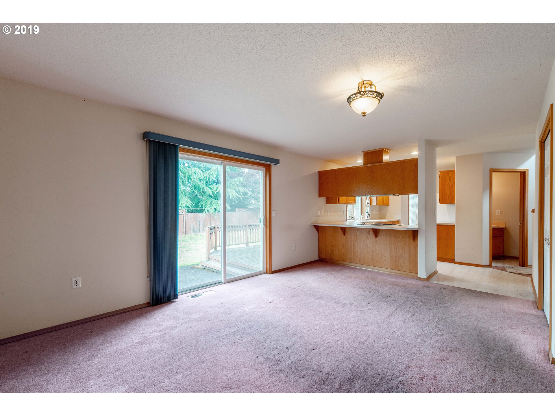 2045 Northeast Gertz Road Portland, OR 97211 - Photo 10 of 18 Gallery Image 10