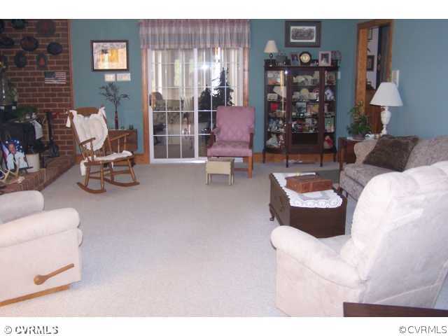 4695 Old Buckingham Road Powhatan, VA 23139 - Photo 11 of 18 Gallery Image 11