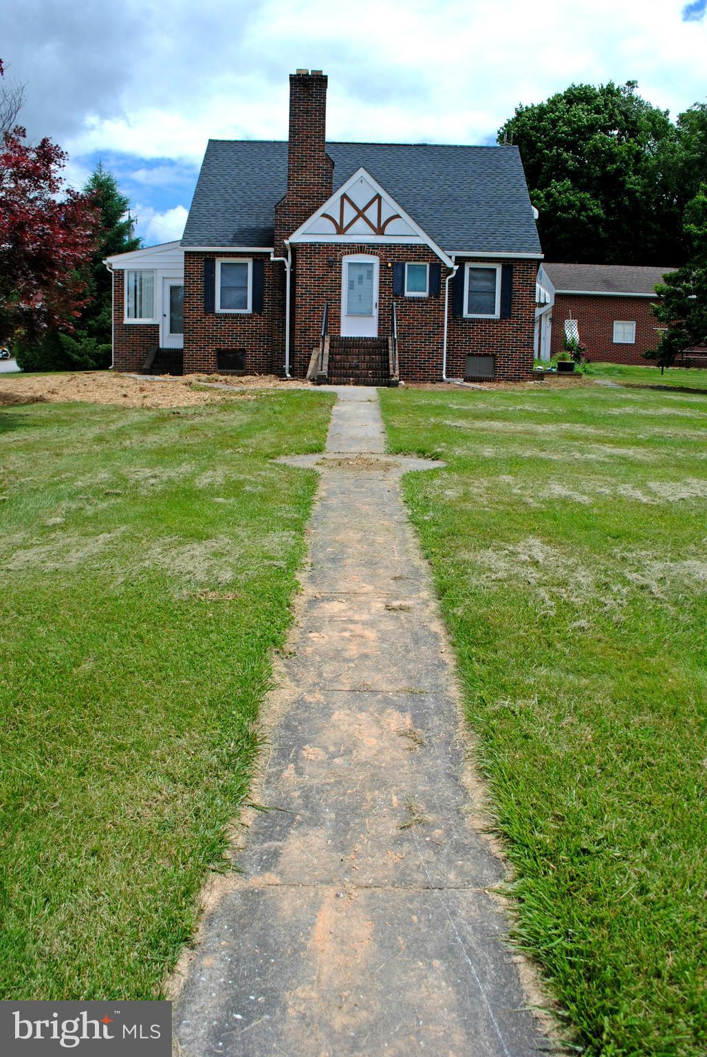 1657 Old Manchester Road Westminster, MD 21157 - Photo 2 of 30 Exterior (Front)