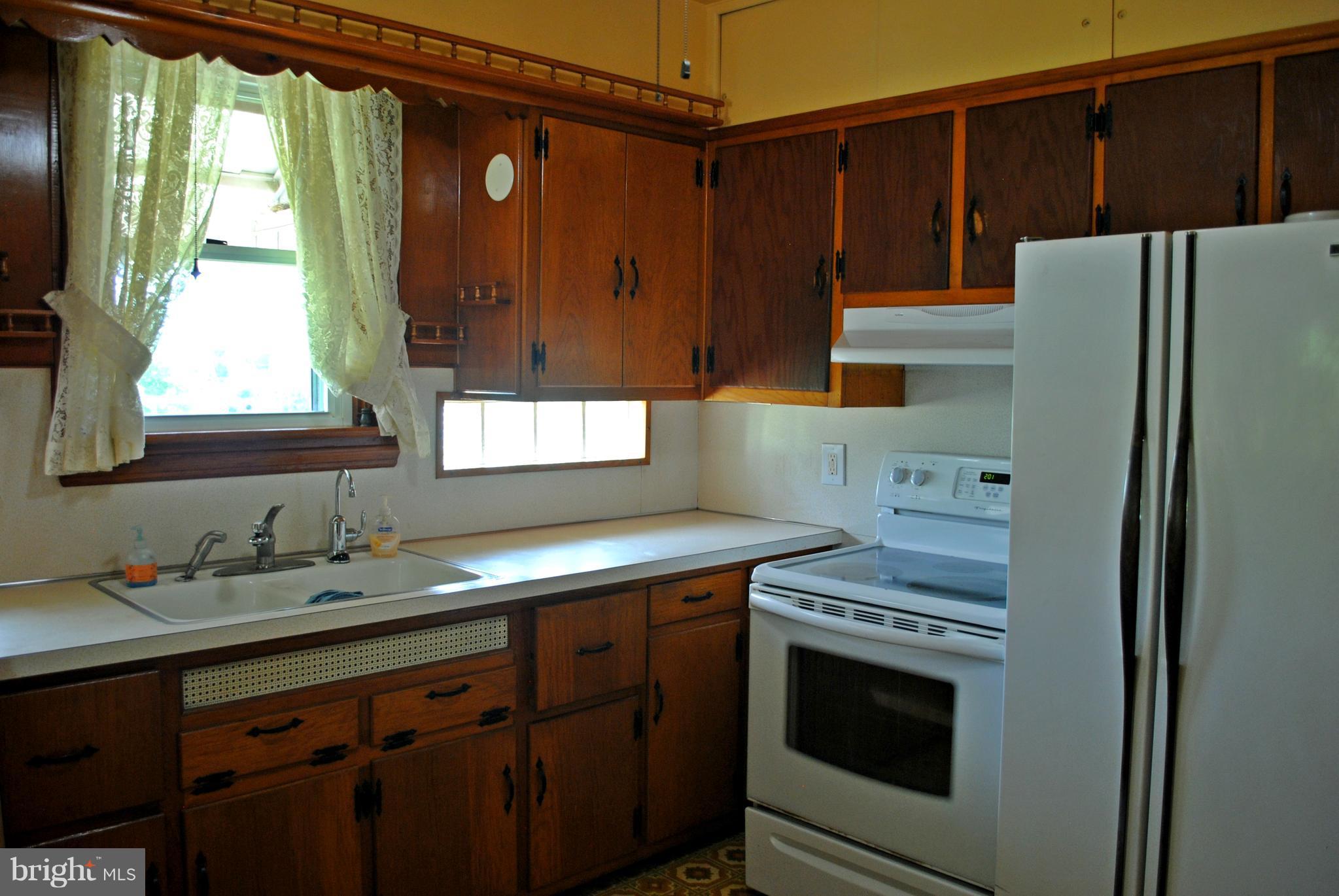 1657 Old Manchester Road Westminster, MD 21157 - Photo 11 of 30 Kitchen