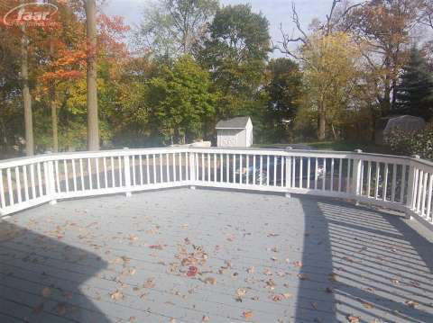 317 West River Road Flushing, MI 48433 - Photo 21 of 28 20377233-21.JPG