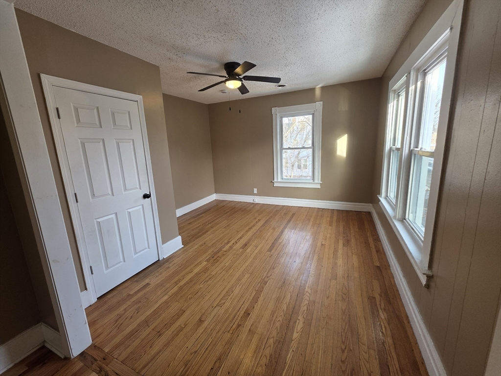 184 King Street, Unit 2 Springfield, MA 01109 - Photo 10 of 18