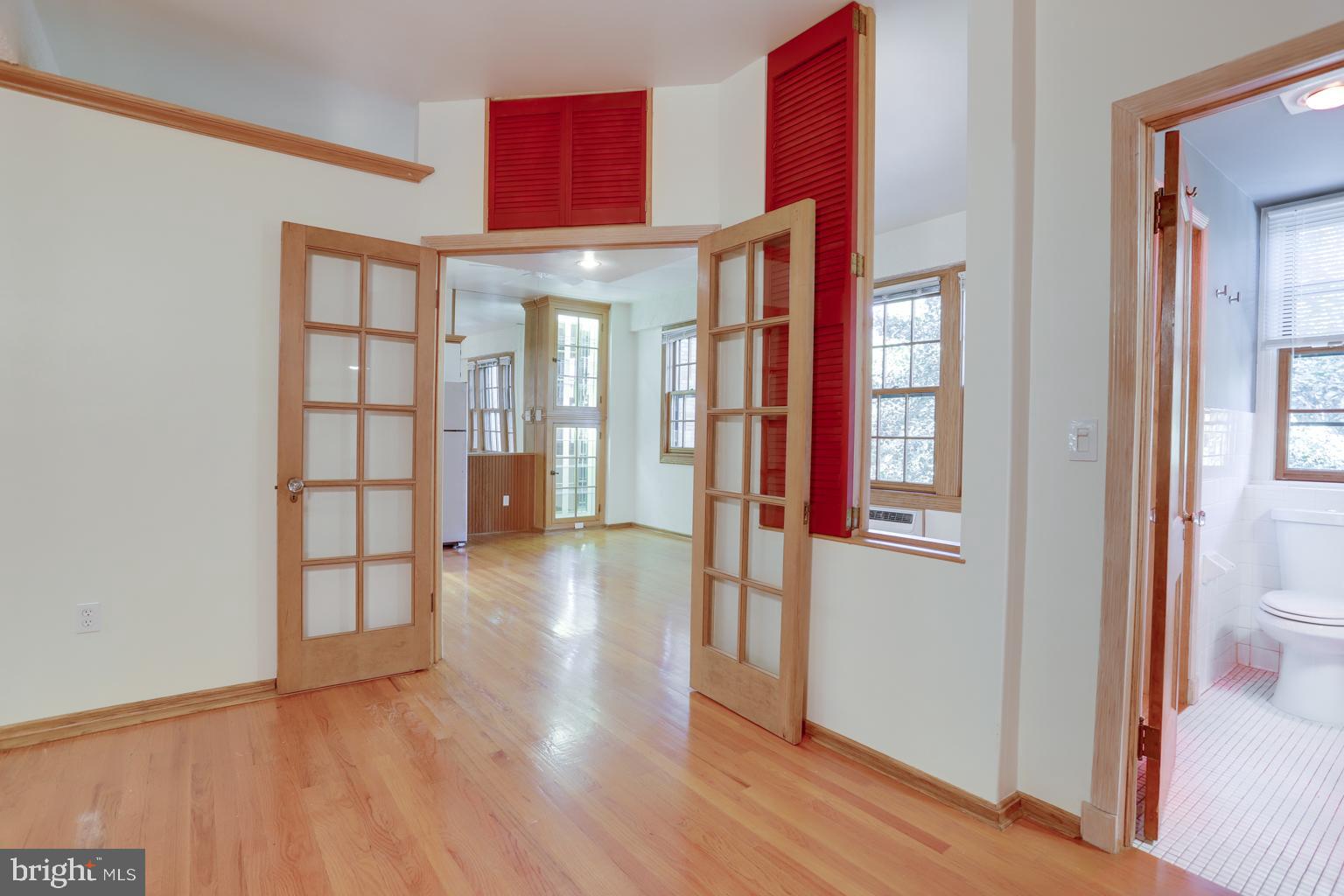 2032 Belmont Road Northwest, Unit 404 Washington, DC 20009 - Photo 13 of 37 Gallery Image 13