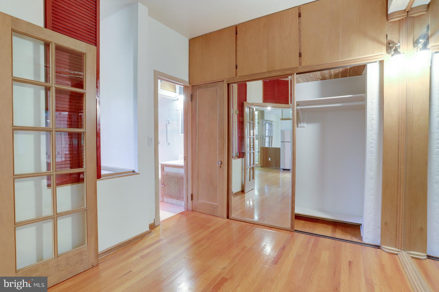 2032 Belmont Road Northwest, Unit 404 Washington, DC 20009 - Photo 14 of 37 Gallery Image 14