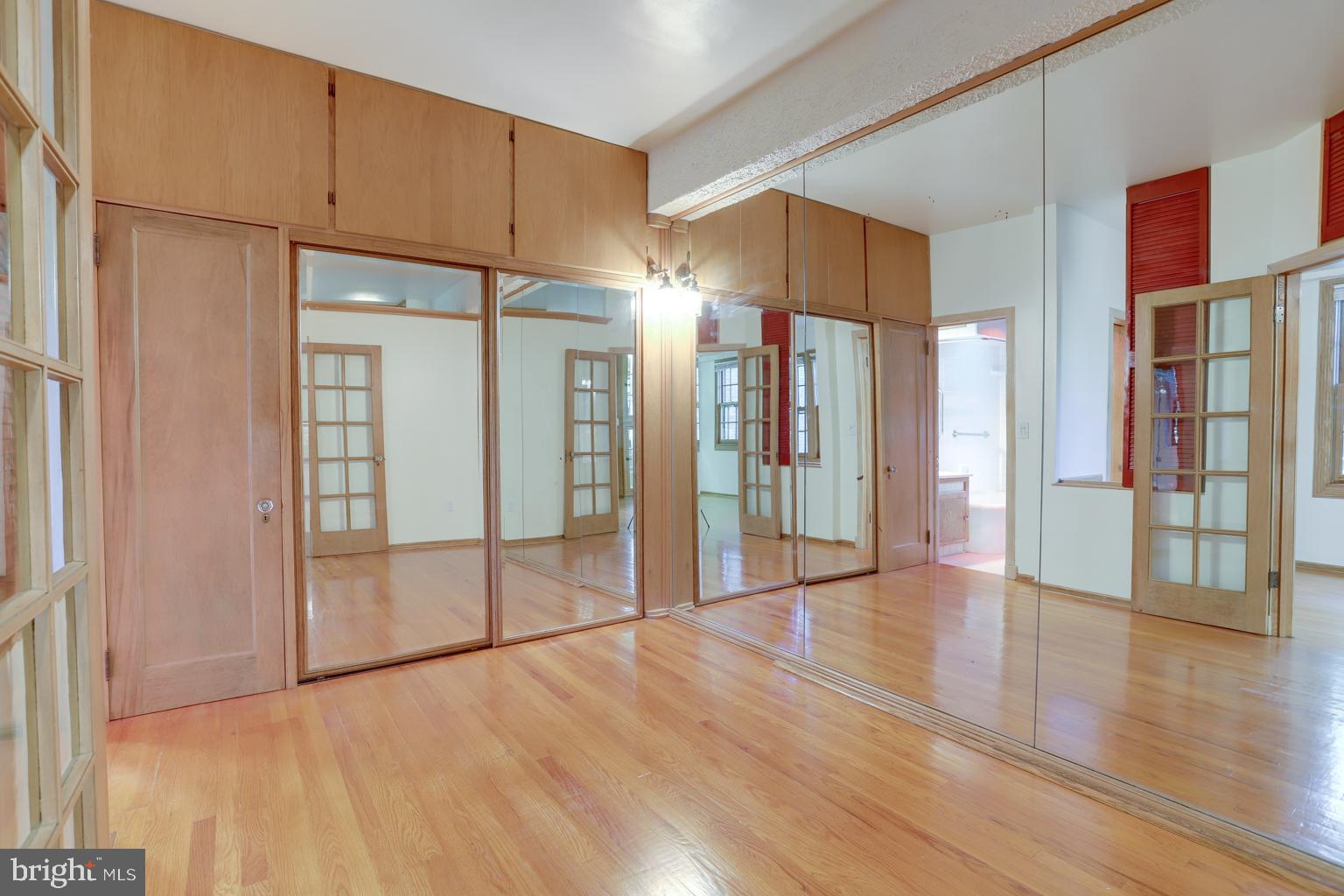 2032 Belmont Road Northwest, Unit 404 Washington, DC 20009 - Photo 17 of 37 Gallery Image 17