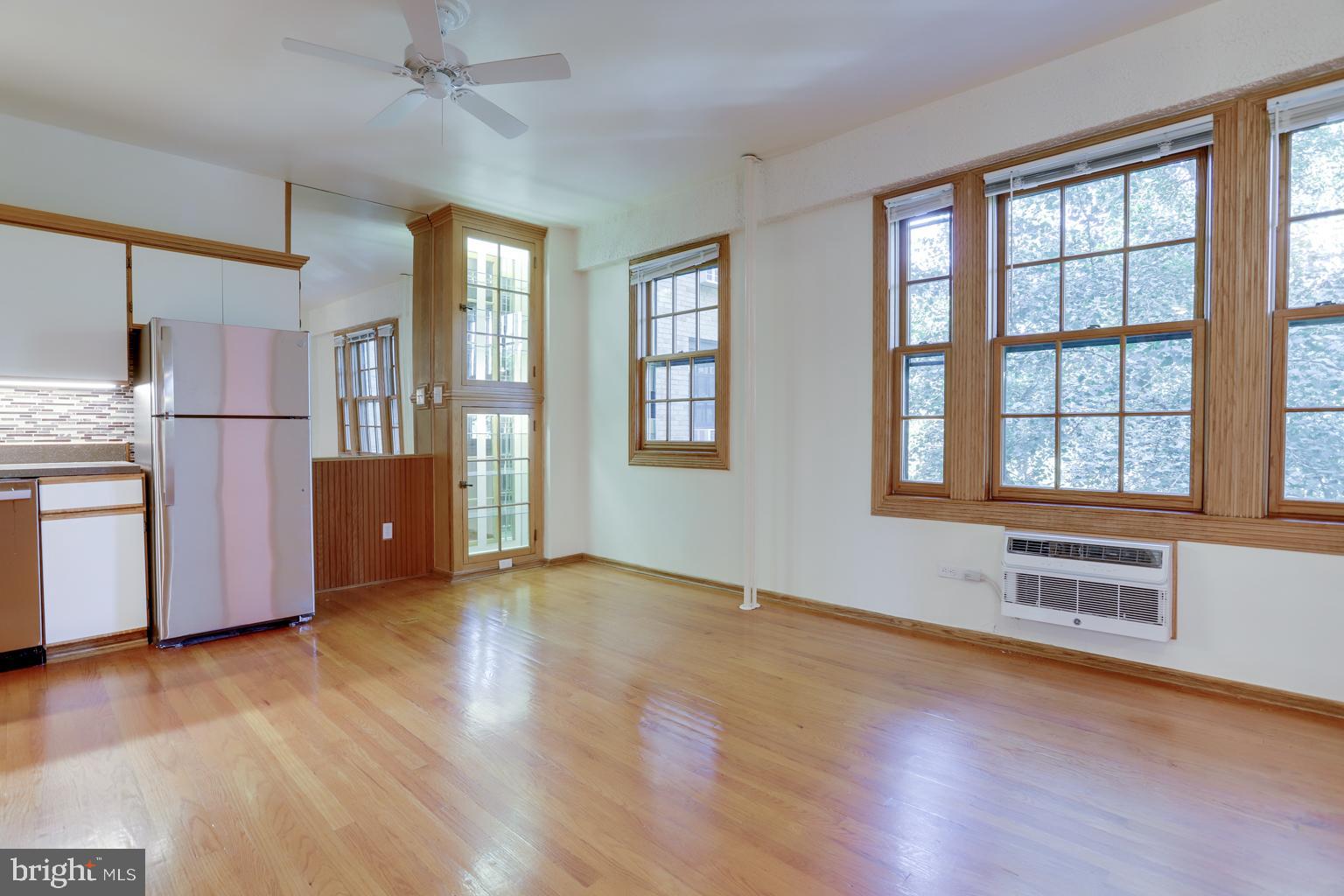2032 Belmont Road Northwest, Unit 404 Washington, DC 20009 - Photo 27 of 37 Gallery Image 27