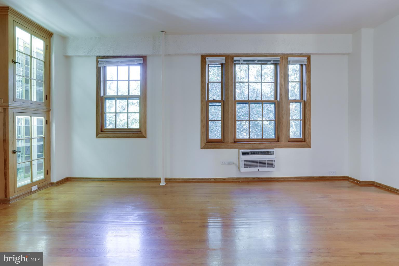2032 Belmont Road Northwest, Unit 404 Washington, DC 20009 - Photo 29 of 37 Gallery Image 29