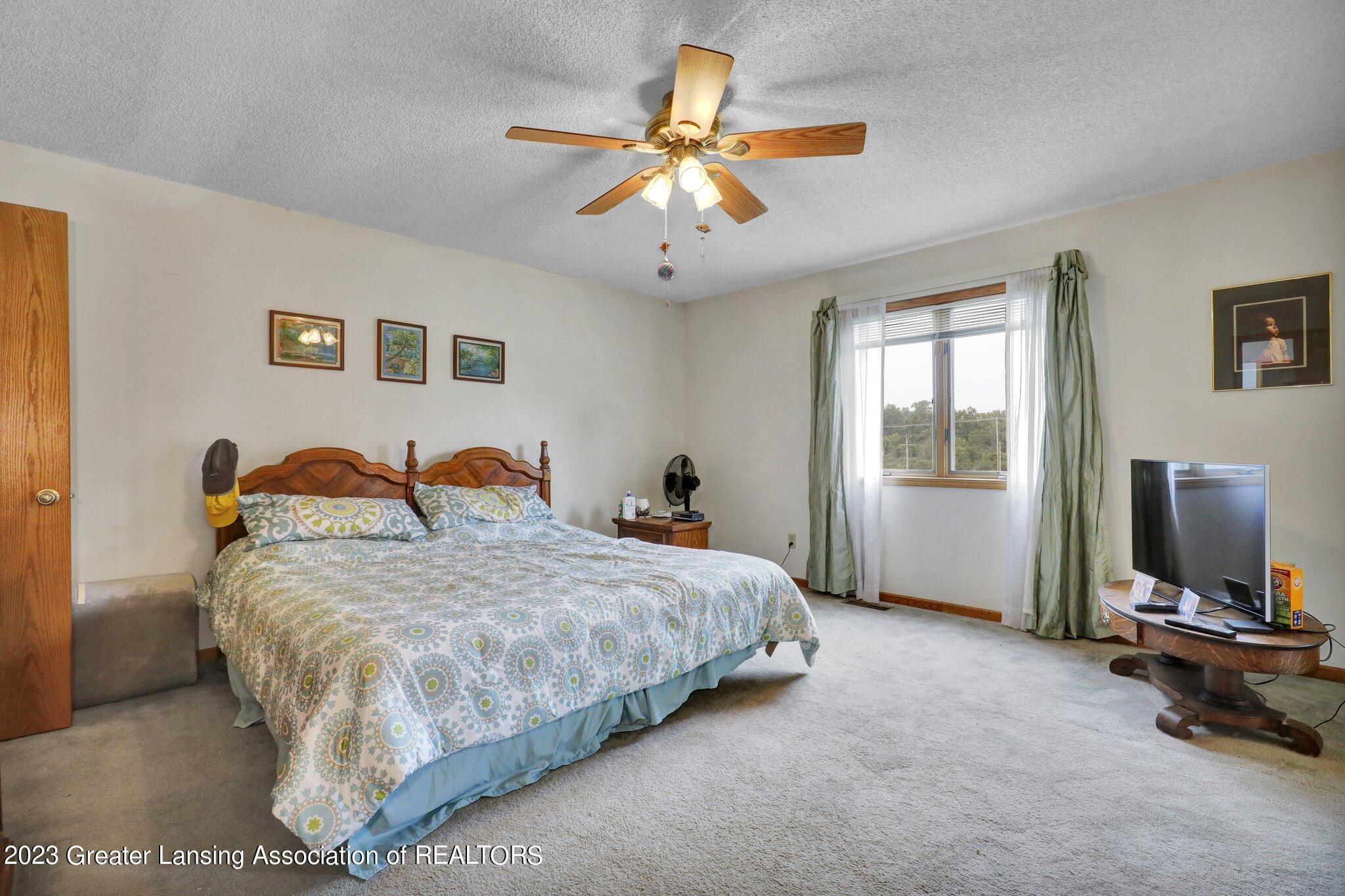 2320 North Gunn Road Holt, MI 48842 - Photo 25 of 46 32-web-or-mls-Open Ended Media-31