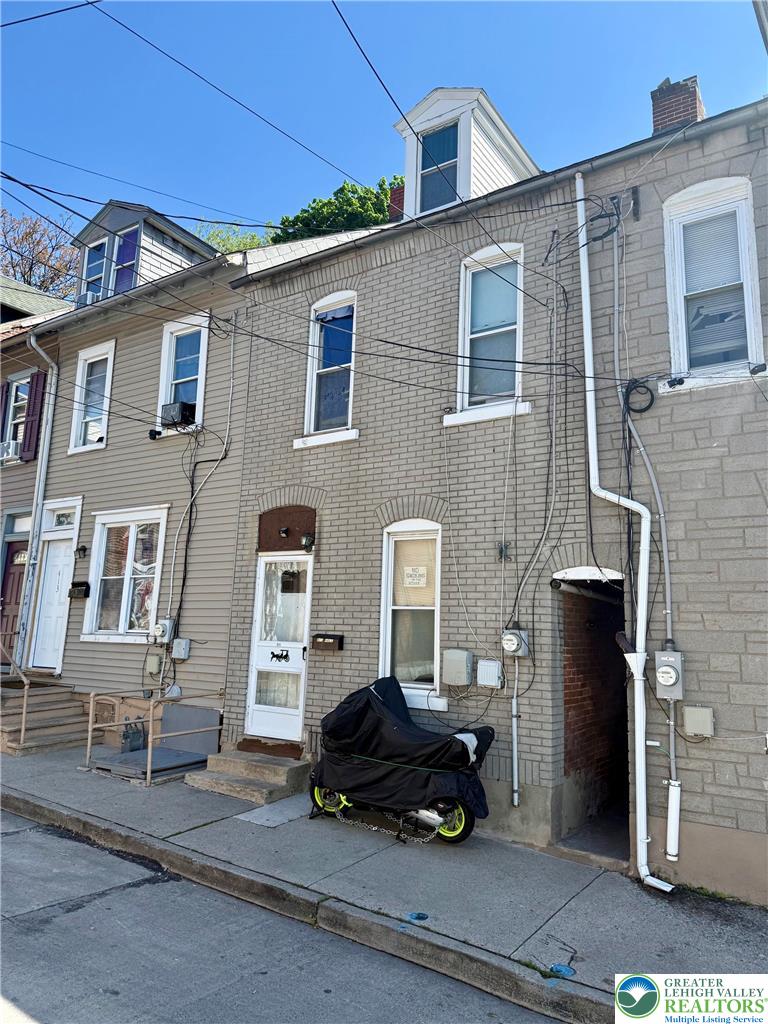 117 Ridge Avenue Allentown, PA 18102 - Photo 4 of 5 463 W Gordon