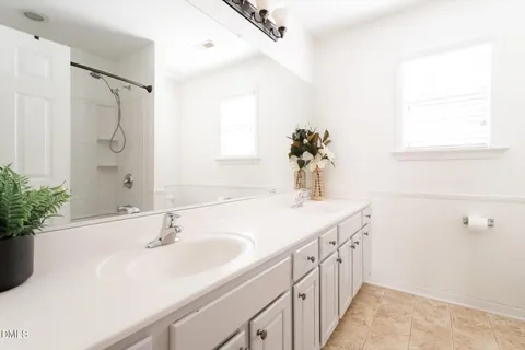 $695,000 | 1124 Woodlands Creek Way, Apex, NC 27502